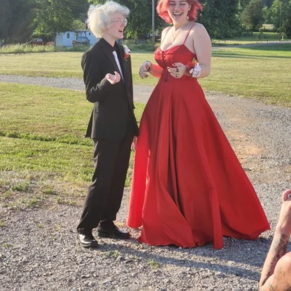 Lucci Lu Prom Dress - Picture 6 of 8